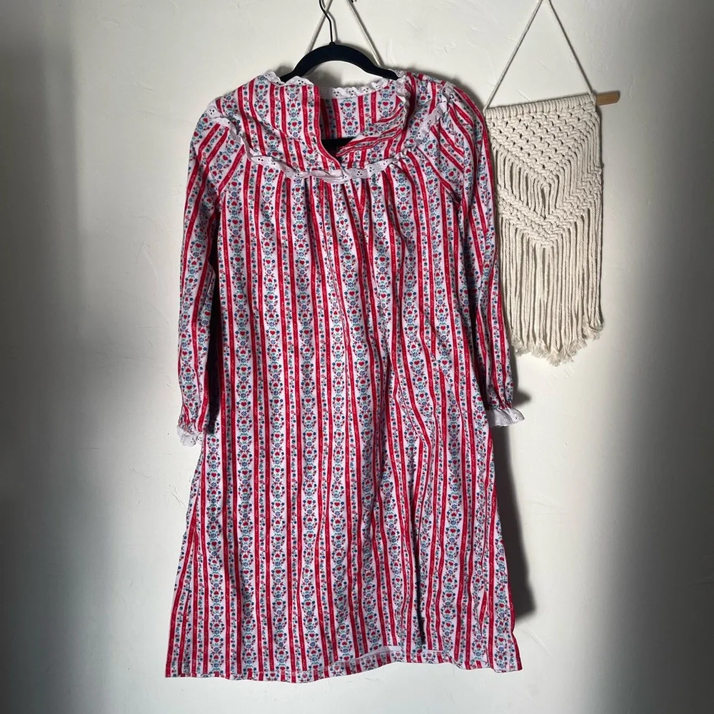 Lanz of Salzburg Girls Nightgown